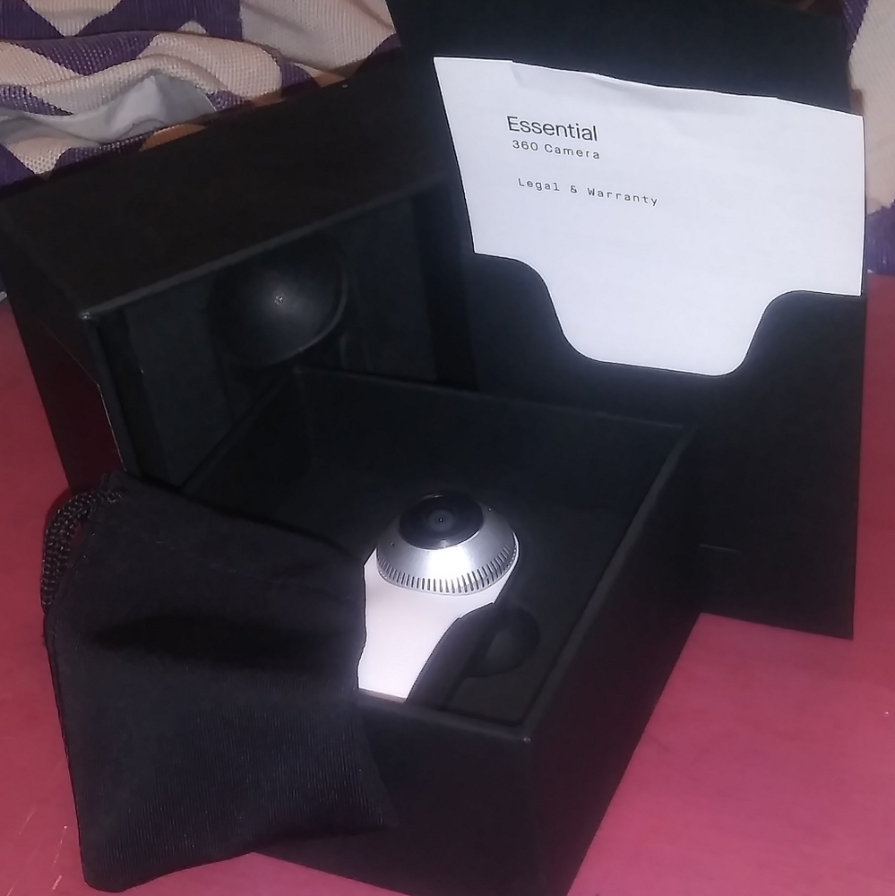 Camera exclusively for Essential phones